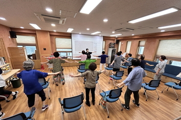 시흥시 치매안심센터, ‘체력 증진 치매 예방교실’ 성료