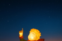 거북섬에 9미터 초대형 어린왕자 불 밝힌다