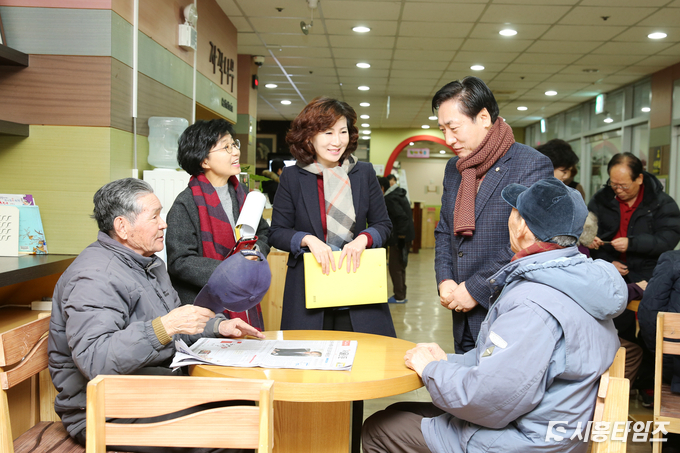 자치행정위원회