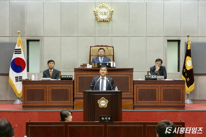 22일 시흥시의회 본회의에서 5분발언 중인 이상섭 시의원