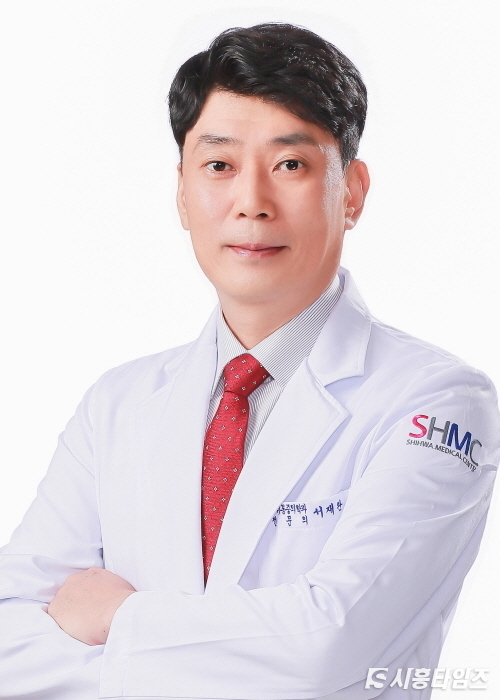 제3대 서재완 병원장