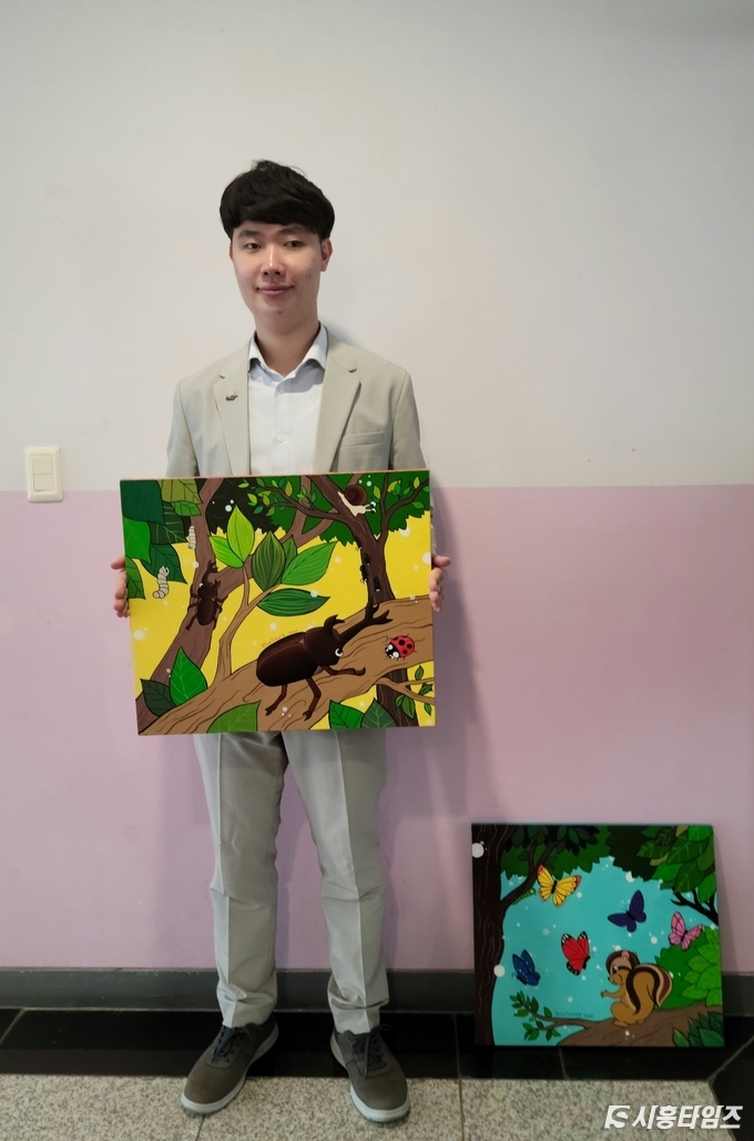 발달장애인 예술가 김채성 작가. 자료제공: 시흥시