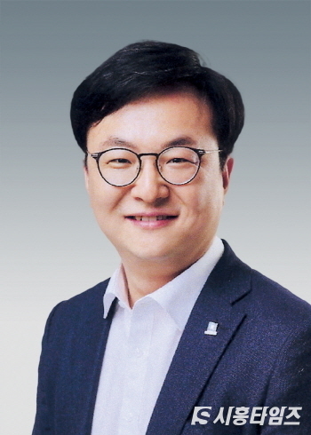 이동현 도의원