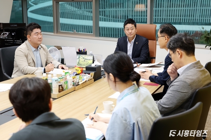 김진경 경기도의회 의장
